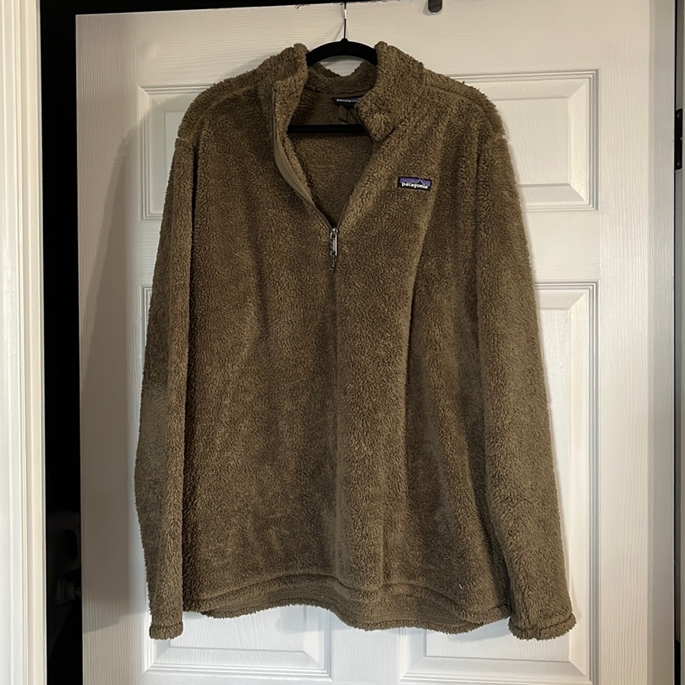 Patagonia xxl fuzzy sweater